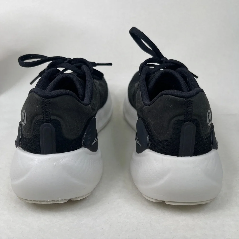 Lululemon Beyondfeel Black Running Sneakers Women's Size 8.5